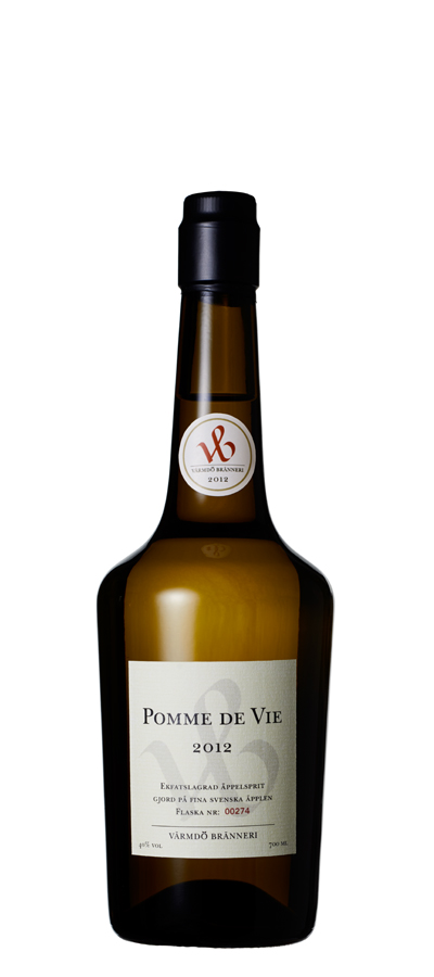 varmdo_branneri_pomme_de_vie_appel_brannvin_700ml_400x900